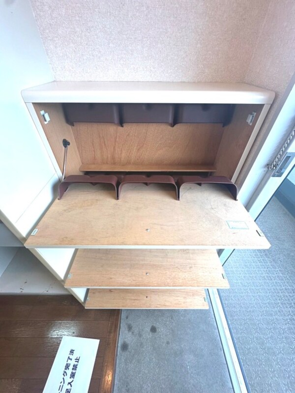 靴箱
