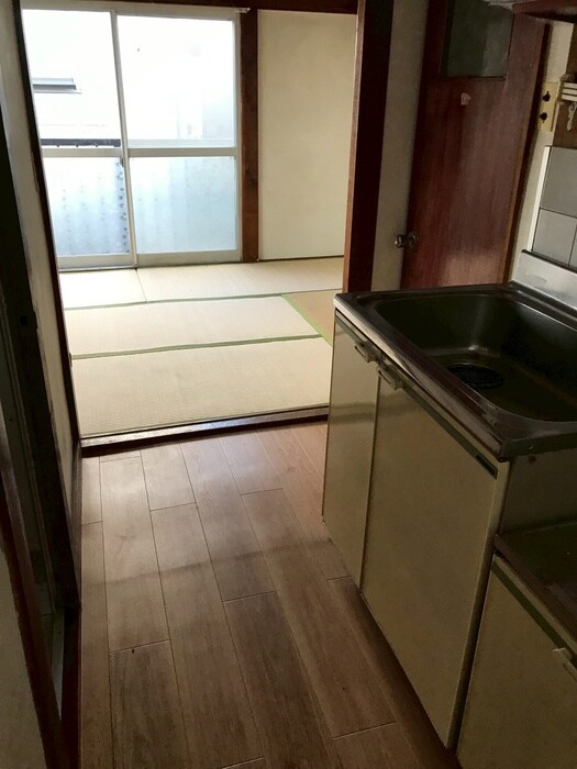 物件内観写真7　(玄関)