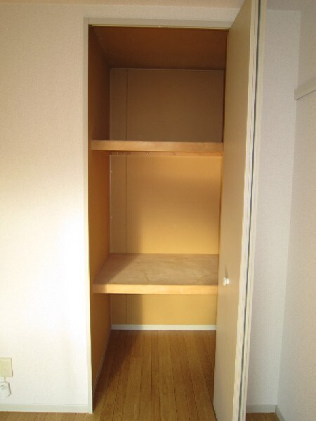 グリーンフラッツ旗の台の収納