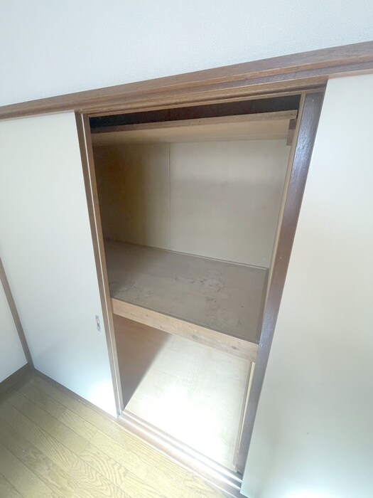 物件内観写真11　(収納)