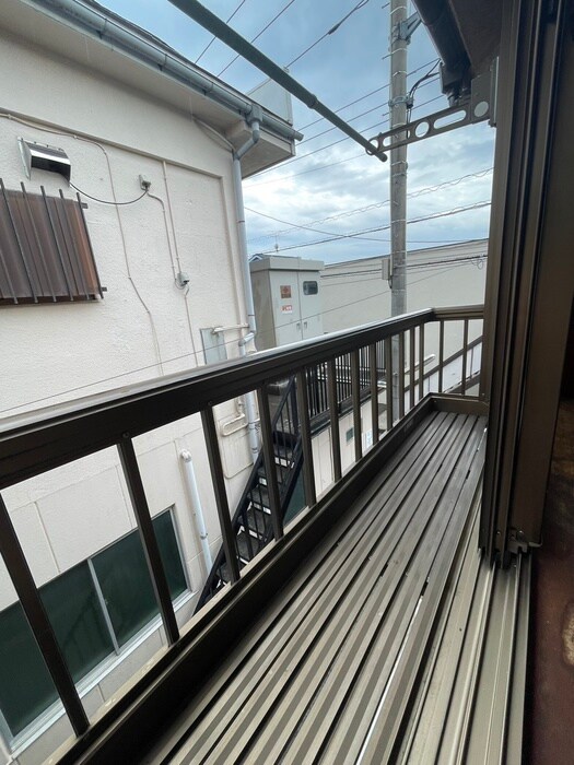 スコラハウス前原のベランダ・バルコニー