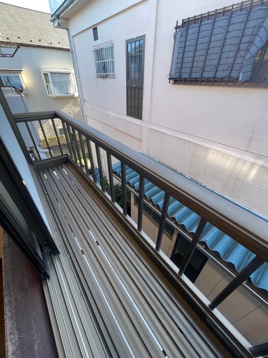 スコラハウス前原のベランダ・バルコニー