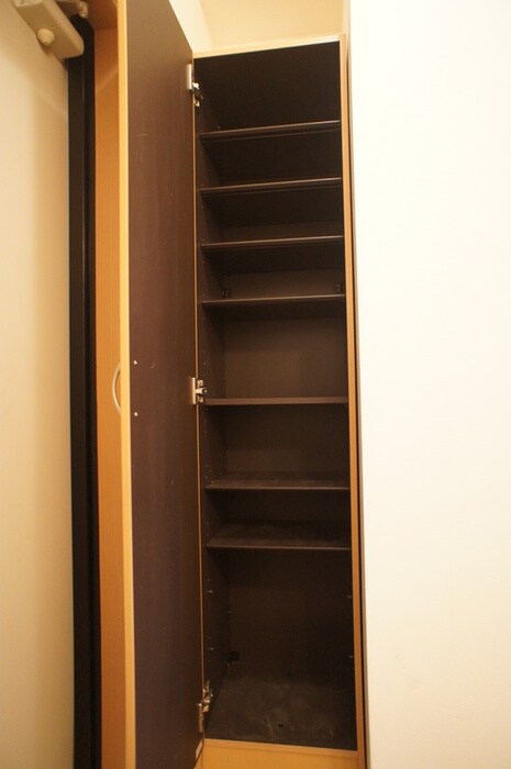 物件内観写真16　(靴箱)