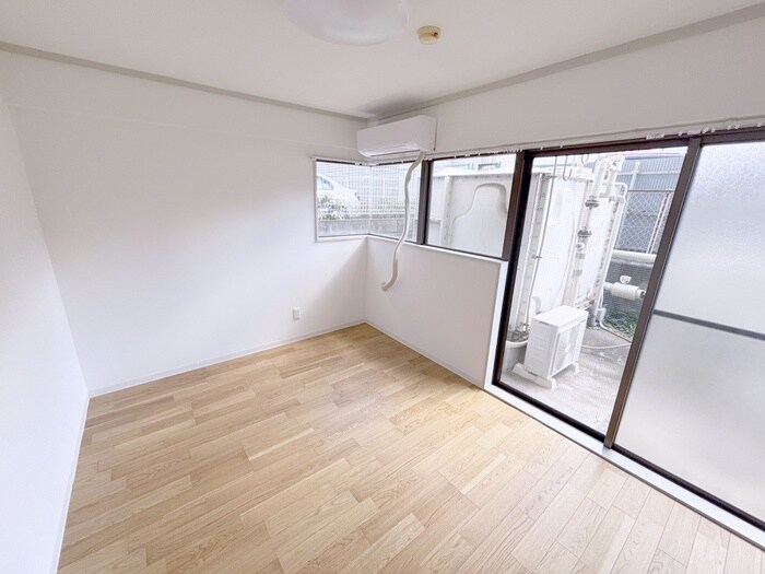 物件内観写真5　(居室)