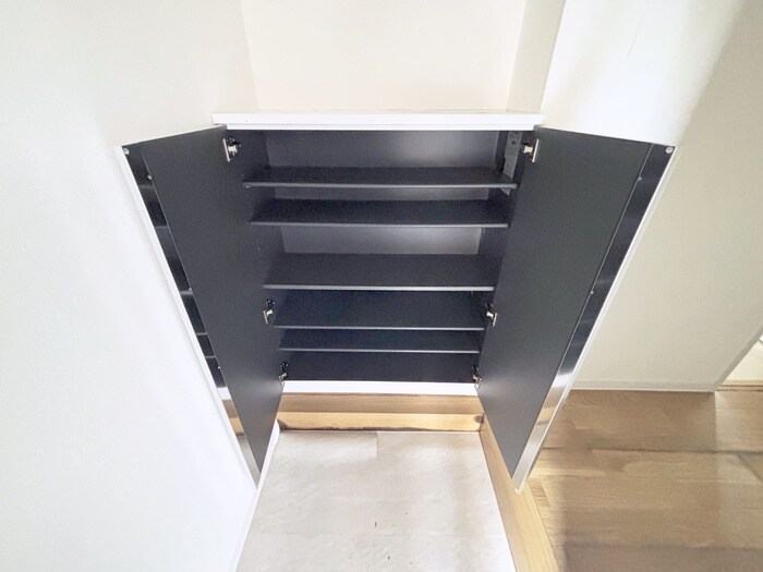 物件内観写真14　(靴箱)