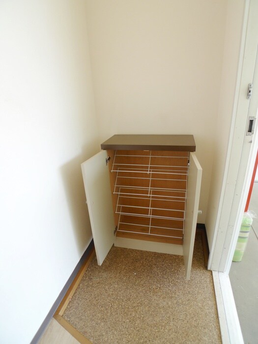 物件内観写真17　(靴箱)