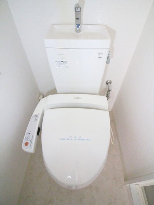 物件内観写真14　(トイレ)