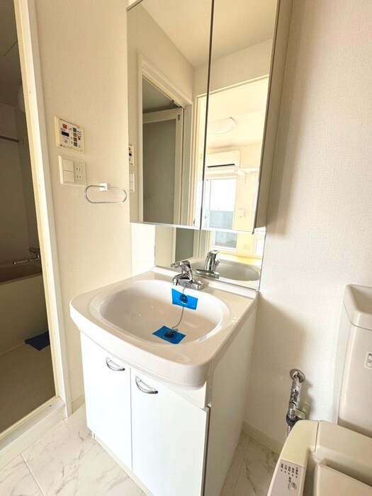 物件内観写真15　(洗面)