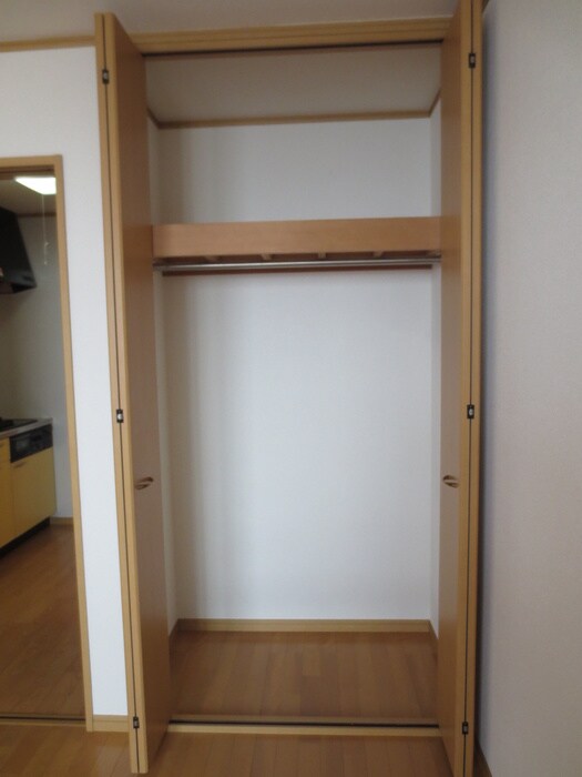 物件内観写真9　(収納)