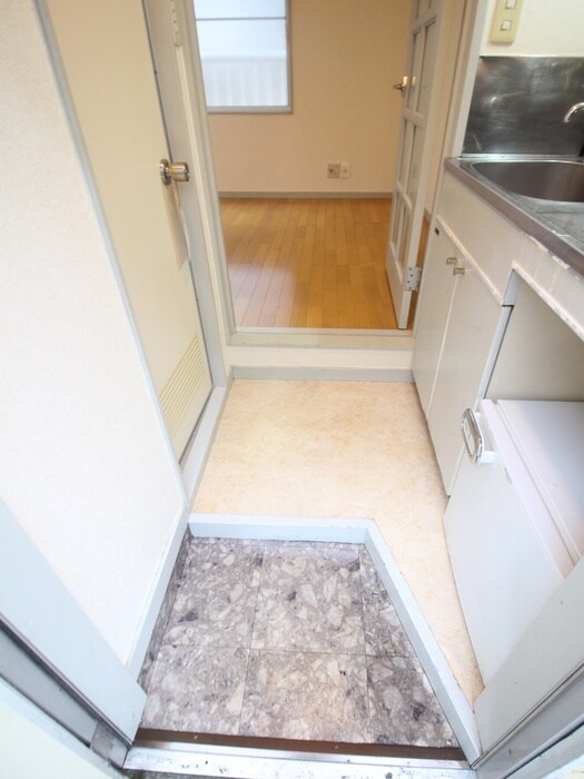 物件内観写真8　(廊下)
