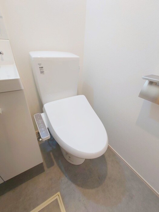 物件内観写真12　(トイレ)