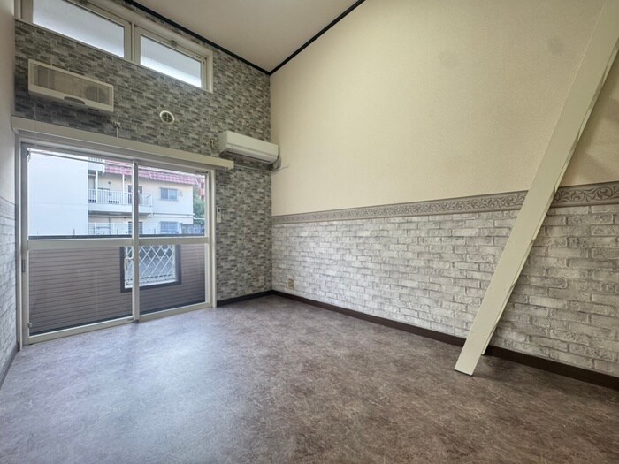 物件内観写真21　(居室)