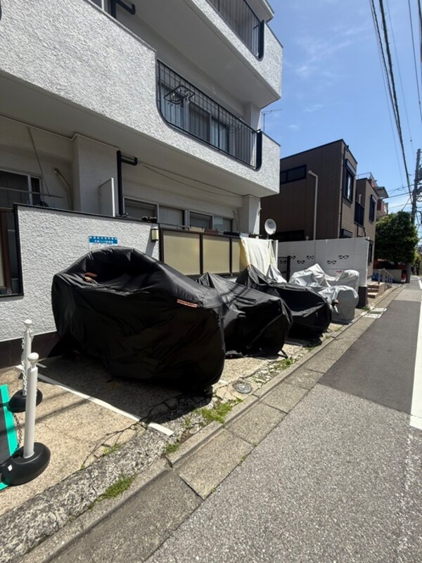 バイク置き場