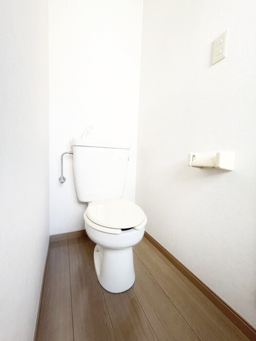 物件内観写真13　(トイレ)