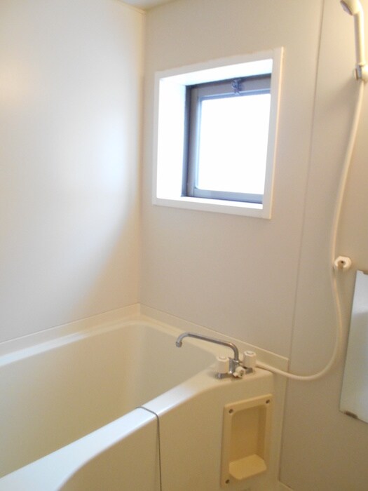 物件内観写真10　(バス／シャワールーム等)