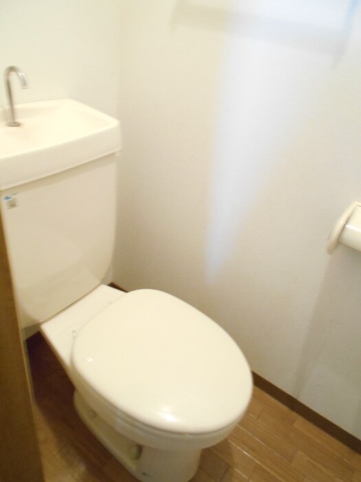 物件内観写真12　(トイレ)