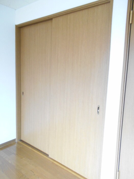 物件内観写真13　(収納)