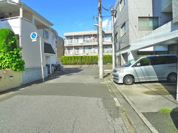 物件外観写真5　(周辺環境)