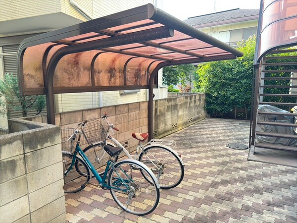 駐輪場