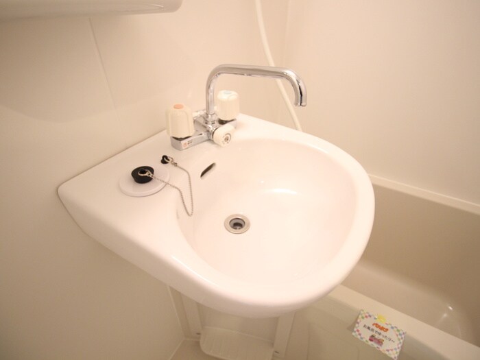 物件内観写真12　(洗面)