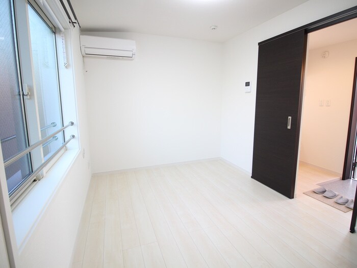 物件内観写真16　(居室)