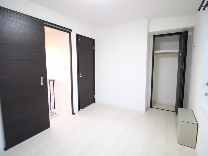 物件内観写真19　(居室)