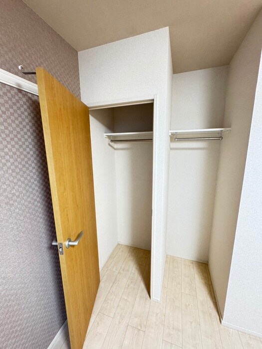 物件内観写真10　(収納)