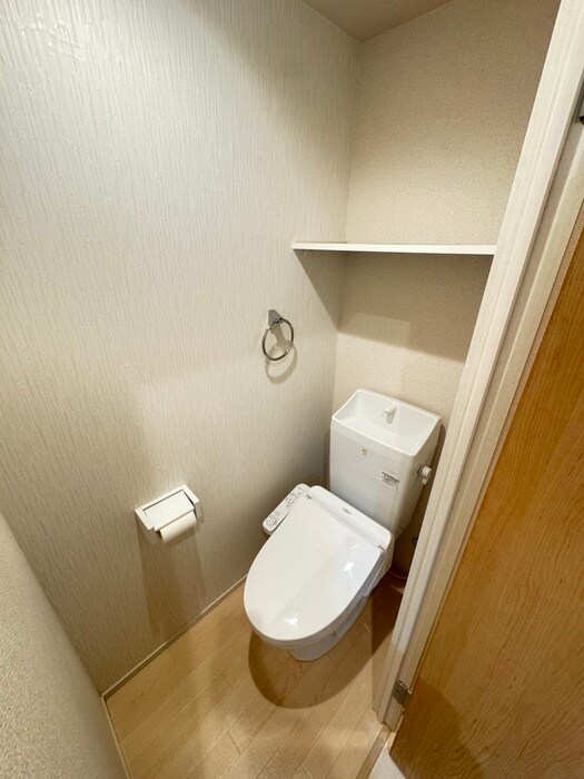 物件内観写真16　(トイレ)