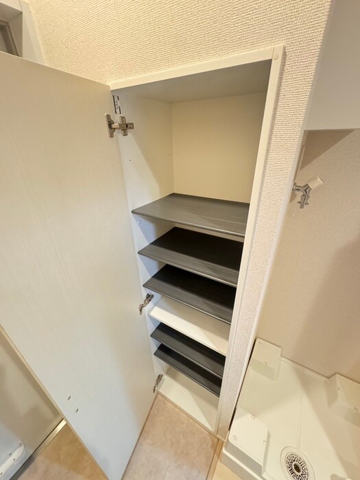物件内観写真18　(靴箱)