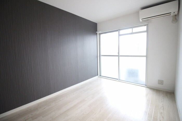 物件内観写真13　(居室)