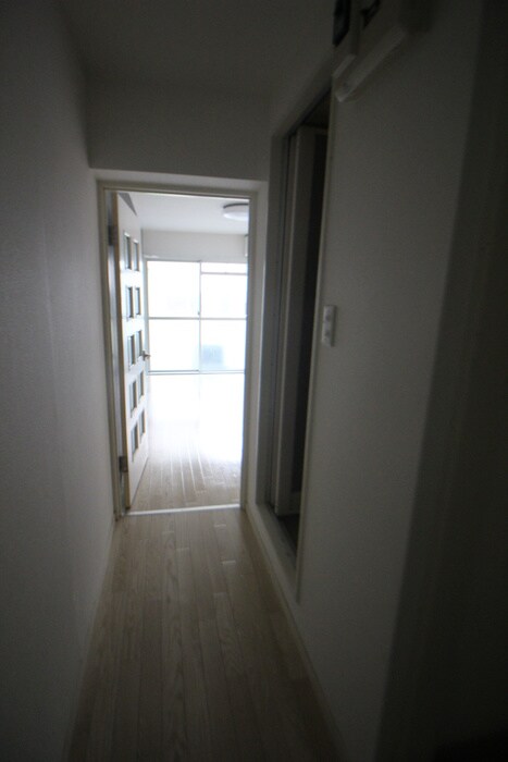 物件内観写真19　(廊下)