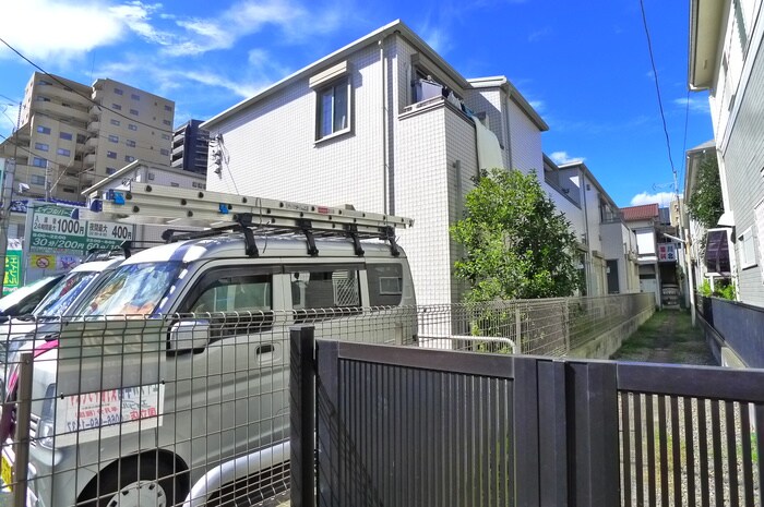 物件外観写真2　(外観写真)