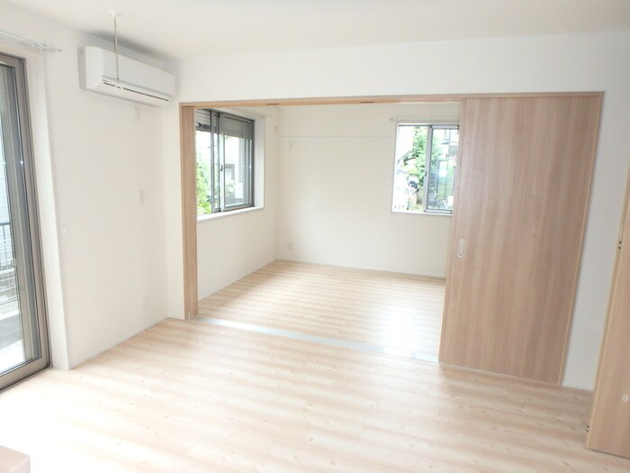 物件内観写真10　(居室)