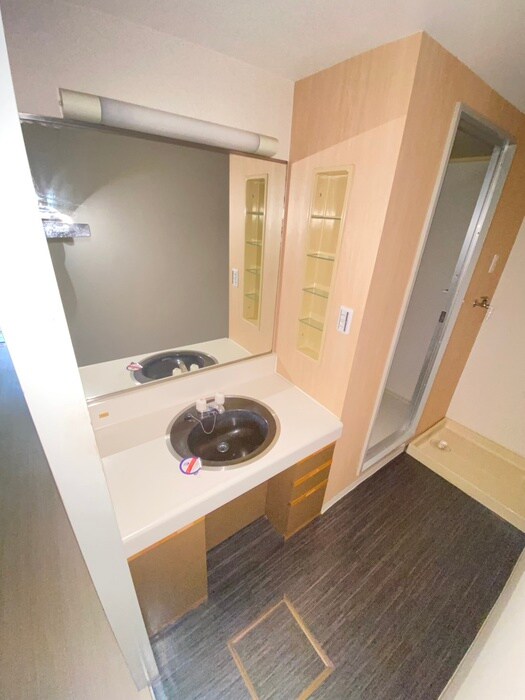 物件内観写真18　(洗面)