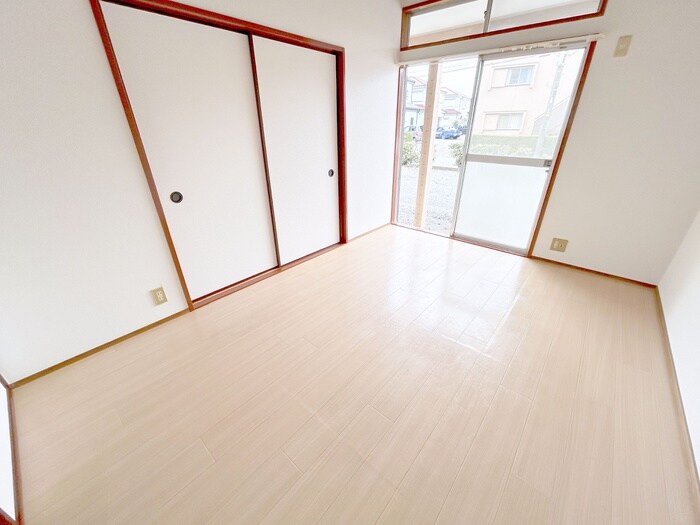 物件内観写真7　(居室)