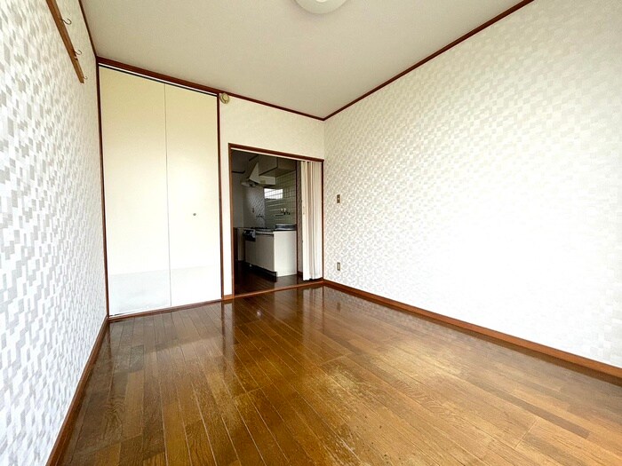 物件内観写真9　(居室)