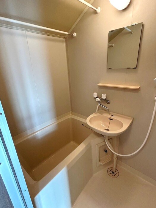 アーバン・クレストのバス