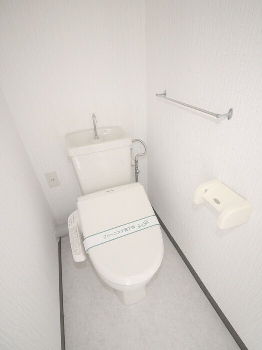 物件内観写真11　(トイレ)