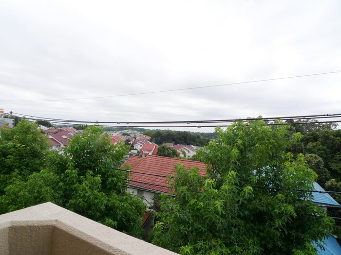 物件内観写真16　(室内からの展望)