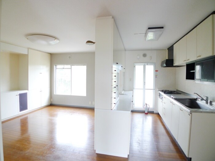 物件内観写真21　(廊下)