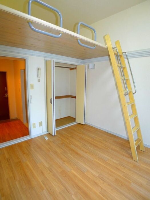 物件内観写真11　(ロフト)