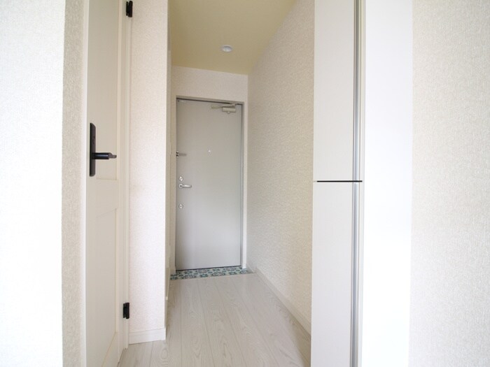 物件内観写真15　(廊下)