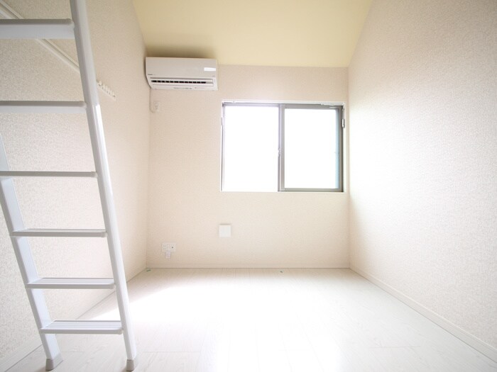 物件内観写真17　(居室)