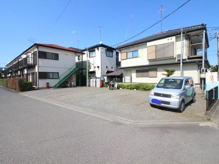 物件外観写真5　(駐車場)