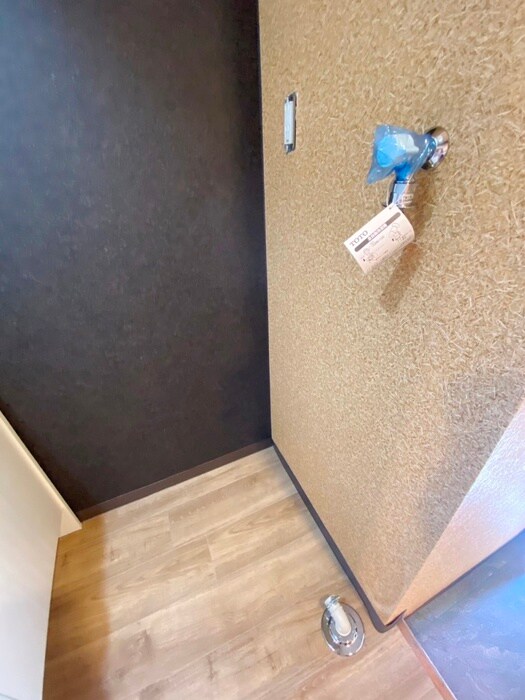 物件内観写真14　(洗濯機置場)