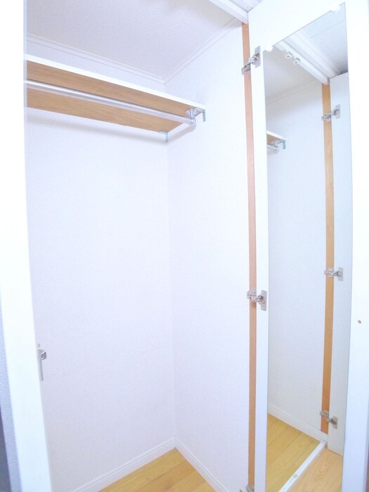 物件内観写真11　(収納)