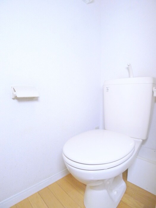 物件内観写真16　(トイレ)