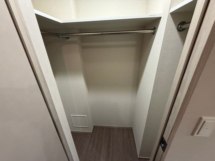物件内観写真10　(収納)