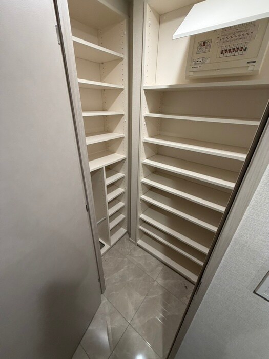 物件内観写真19　(靴箱)