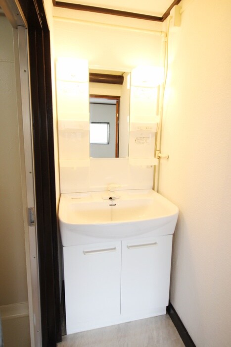 物件内観写真9　(洗面)